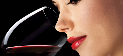 How to Smell Your Wine Like a Professional